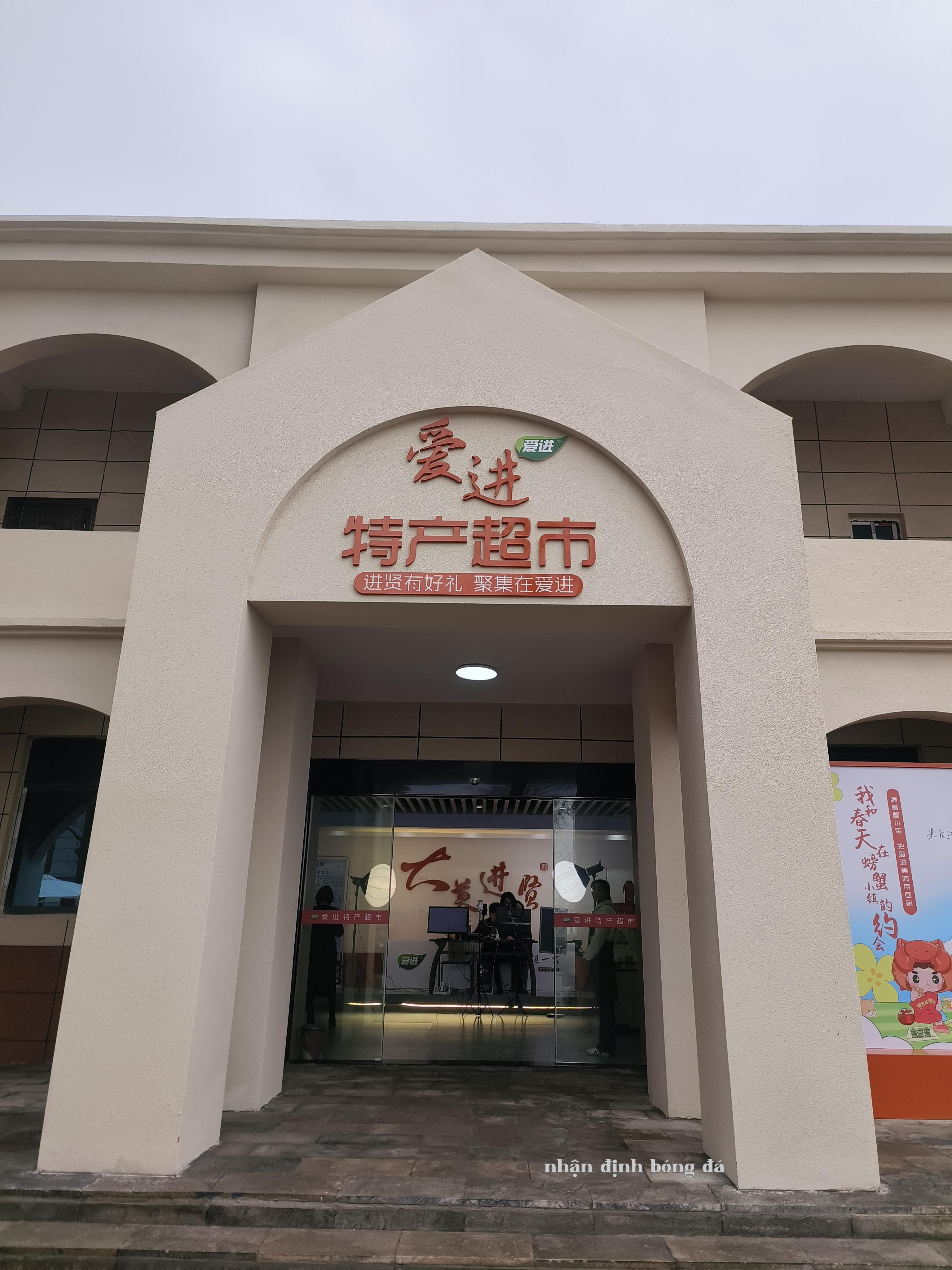 Cuộc hẹn của tôi với mùa xuân ở thị trấn cua - Hương vị quê hương từ Giang Tây